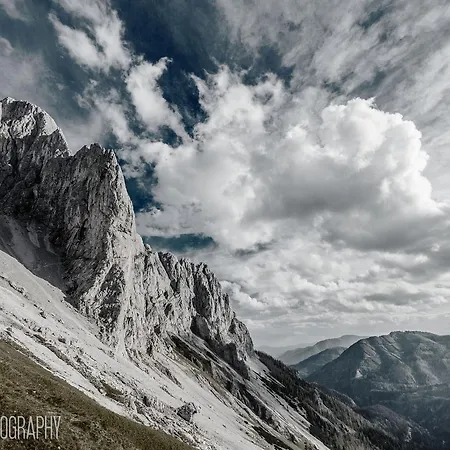 Post Karlon فندق 4*