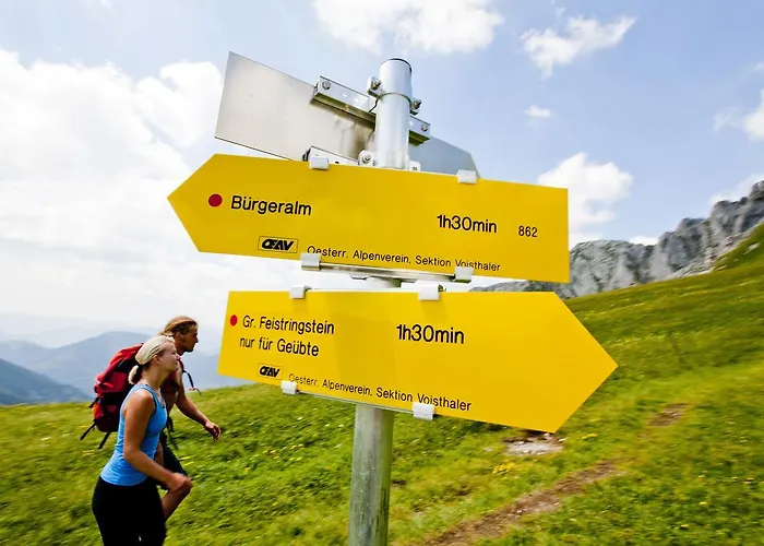 فندق Post Karlon 4*