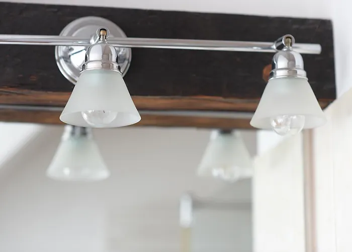 Post Karlon فندق